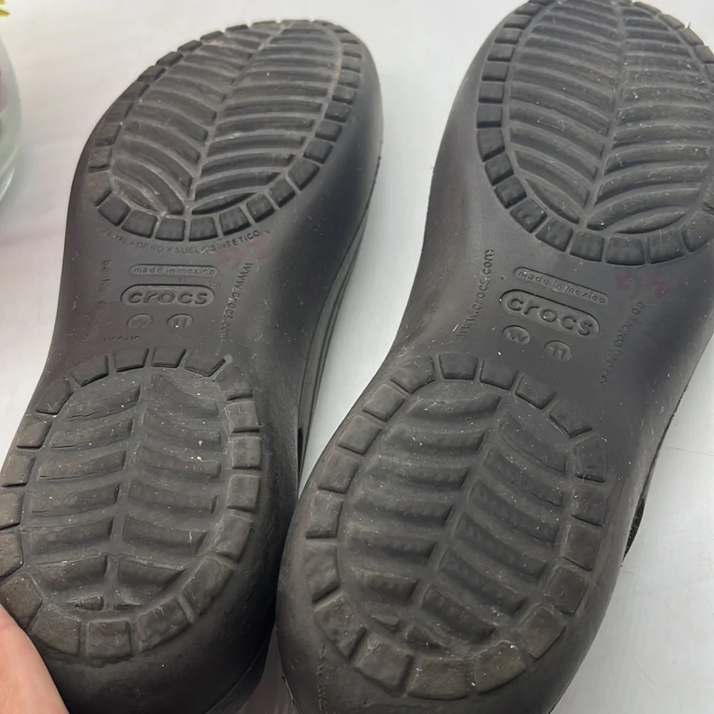 Crocs brown ballet flats Sz 11. CR0175A